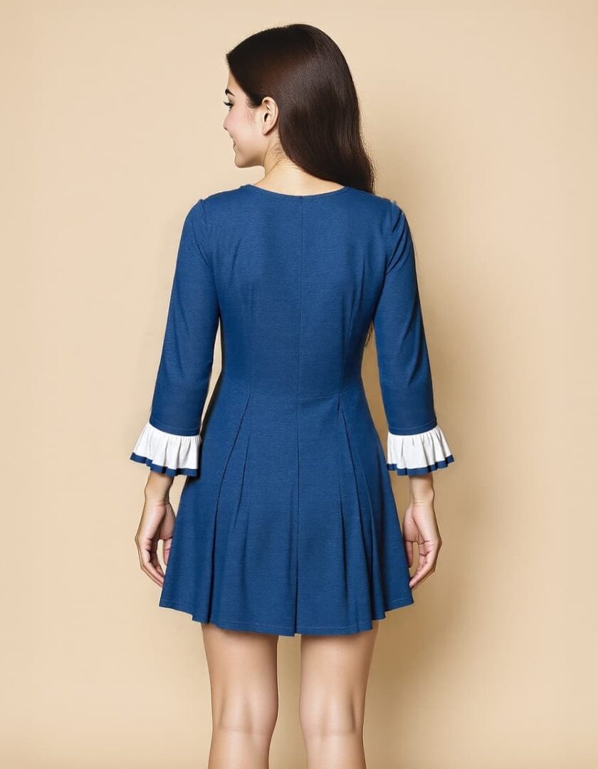 SAYLOR - Image 4